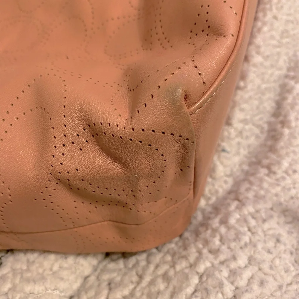 COACH Perforated Signature Pink/Peach Leather Tote / Purse - F16598 - Picture 7 of 9